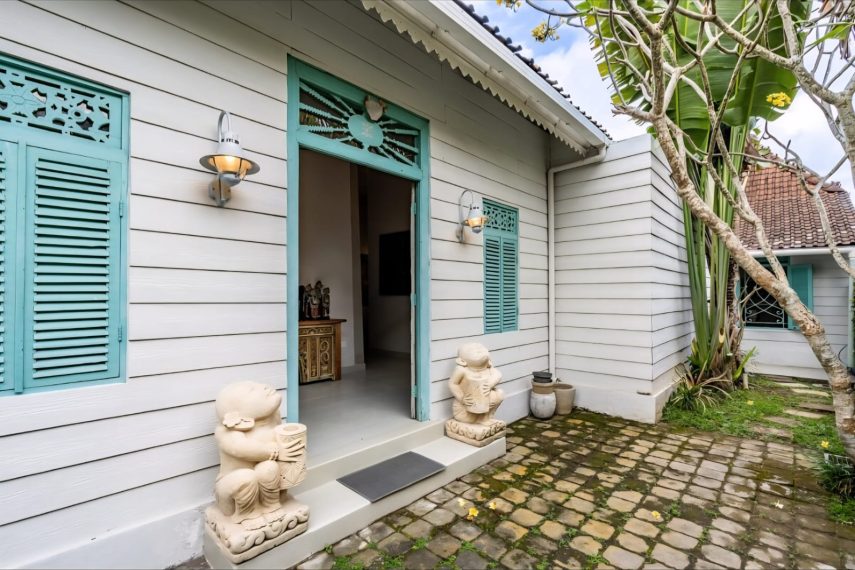 WhatsApp Image 2025-10-29 at 09.40.11 (1)