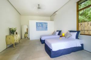 7 bedrooms villas Bali Private retreat party aeroport transfert (23)